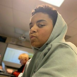 Meet your Posher, Jobe